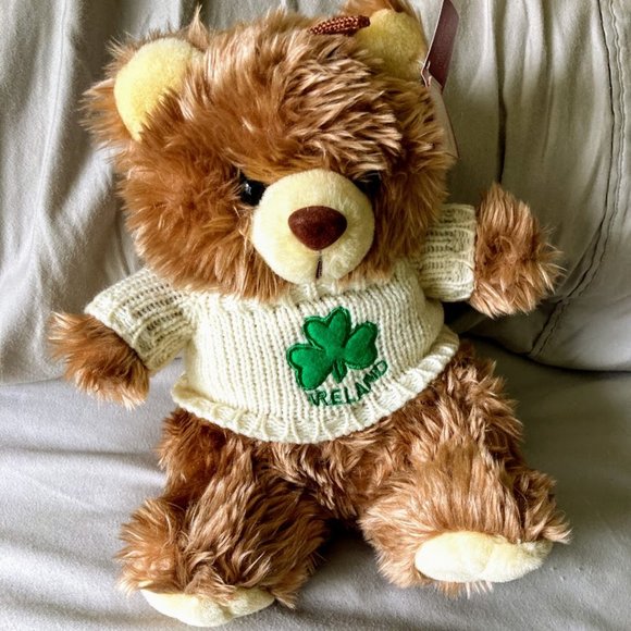 Irish Teddy Bear  Knit Sweater w/ Shamrock J Hinde Plush Ireland New w/ Tags NWT - Picture 1 of 9